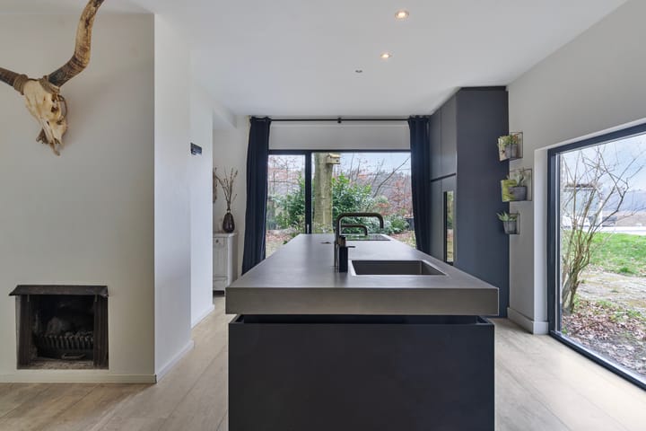 Foto 20 van Douglaslaan 12