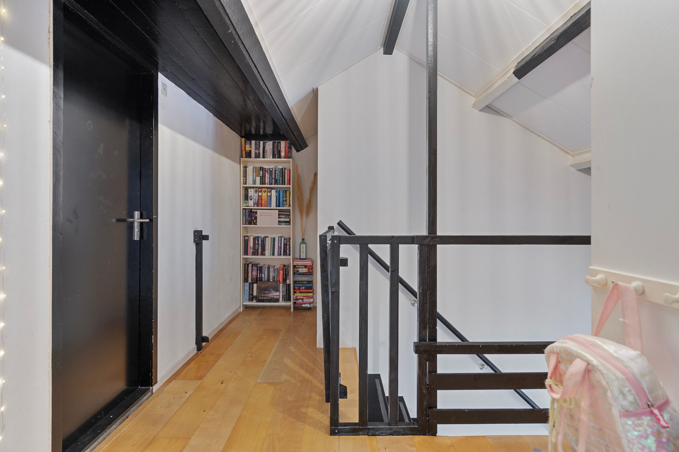 Foto 33 van Douglaslaan 12