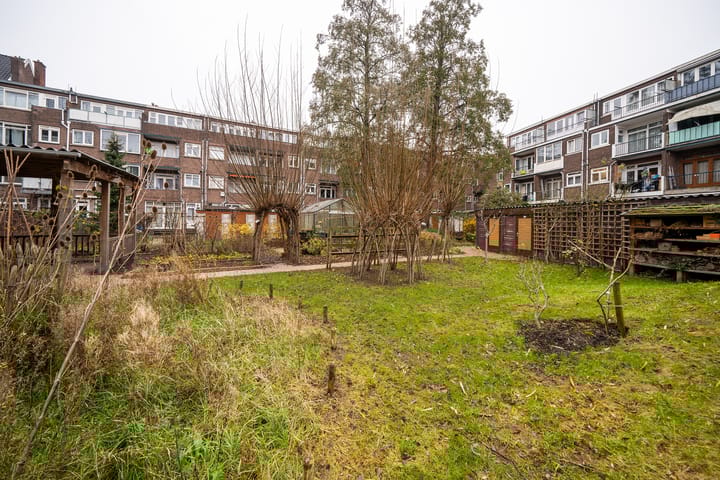 Foto 26 van Den Hertigstraat 47-C