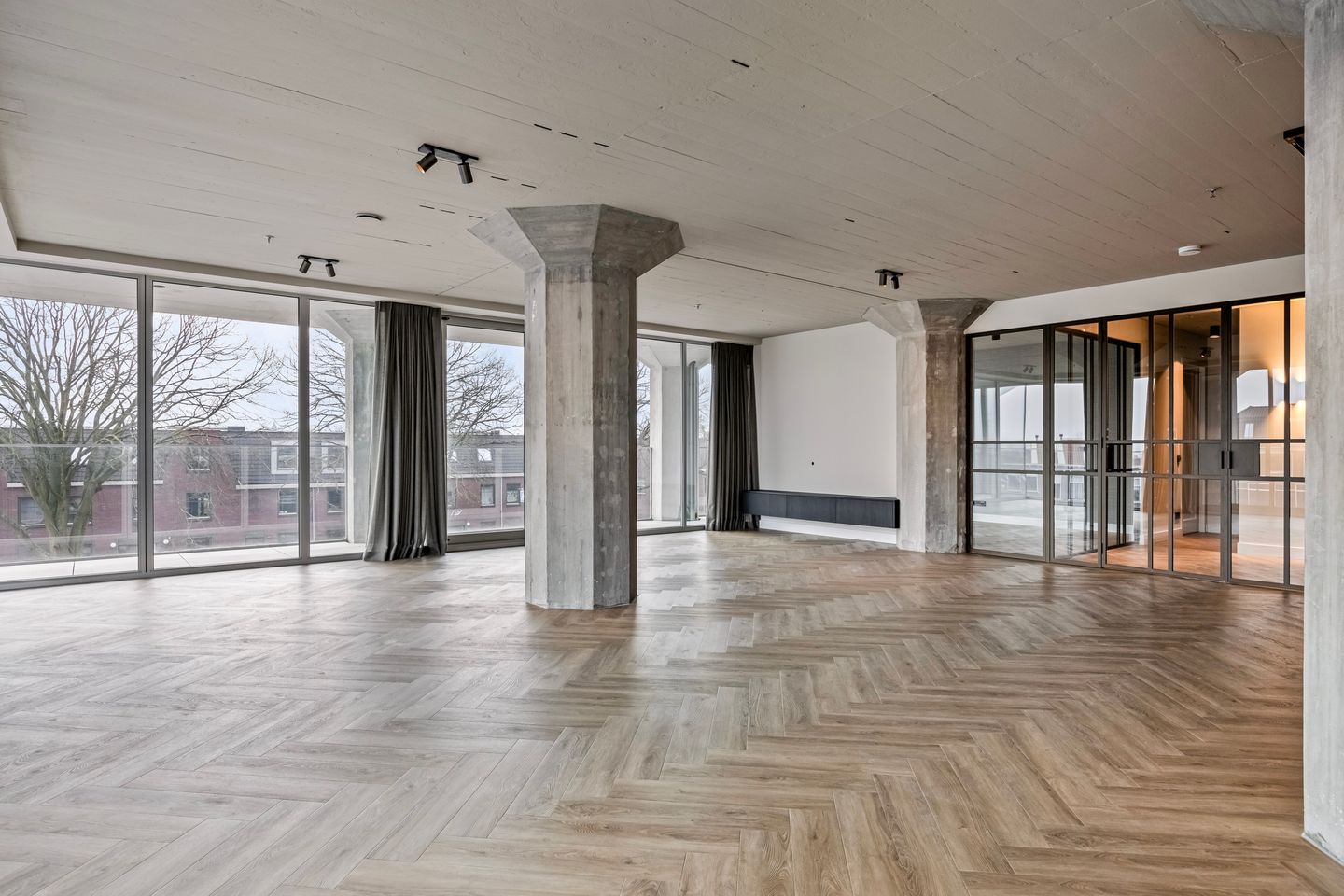 Foto 19 van Meelfabriekplein 9