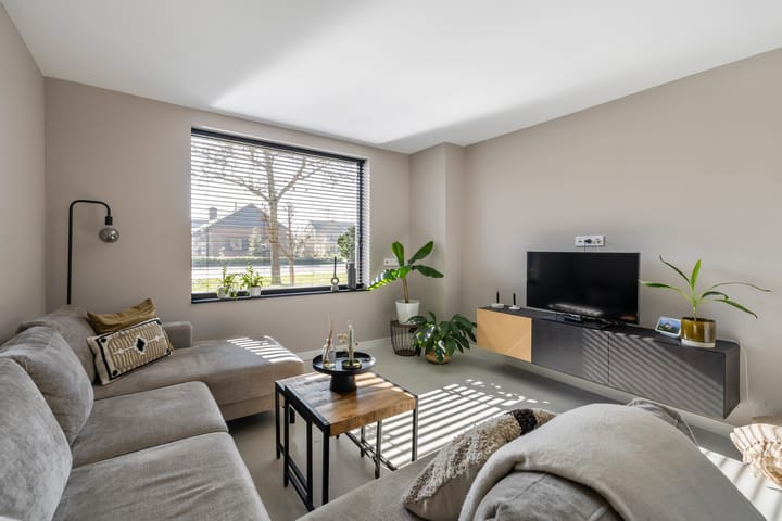 Foto 3 van Achter de Hoven 9