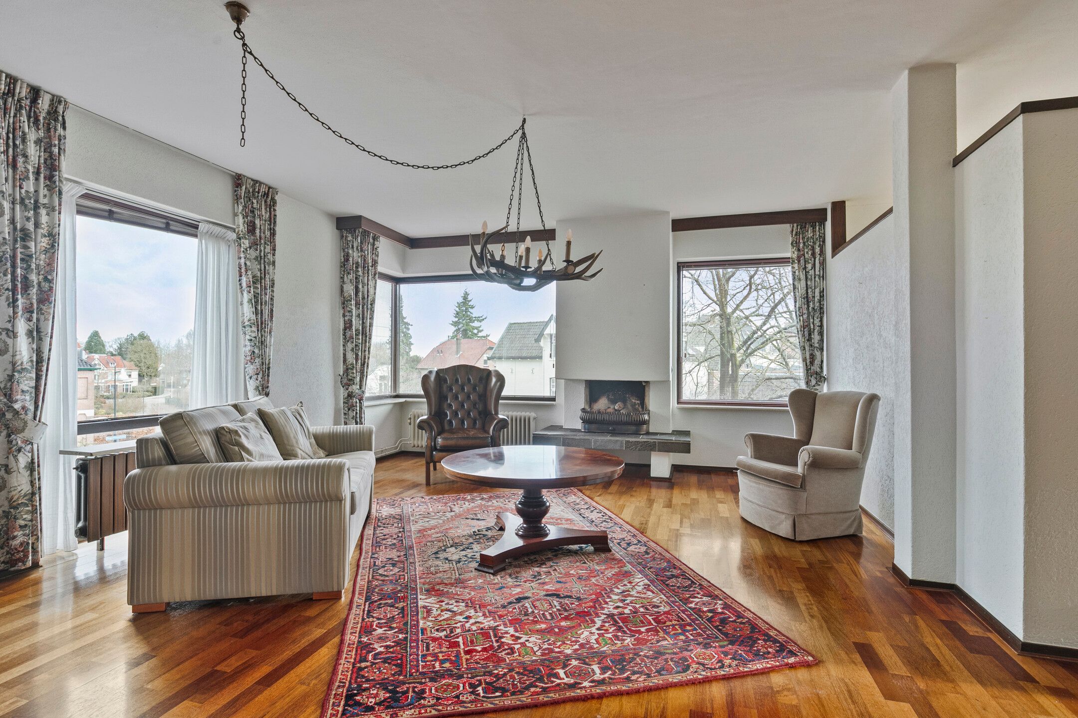 Photo 3 of Paslaan 47