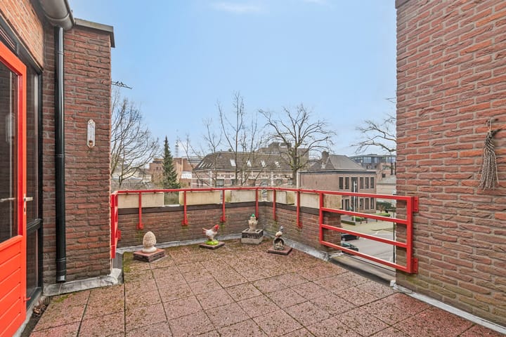 Photo 10 of Paslaan 47