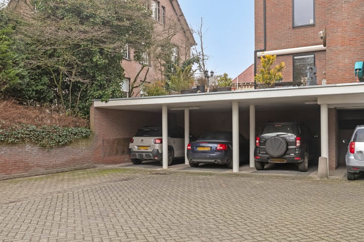 Photo 31 of Paslaan 47