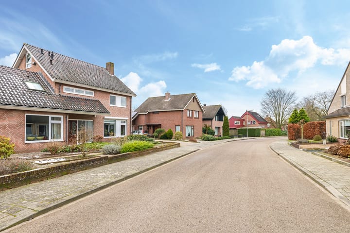 Photo 6 of Leuverinkstraat 10