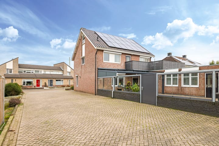 Photo 9 of Leuverinkstraat 10