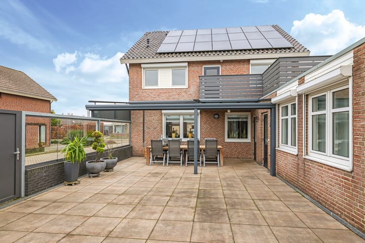 Photo 12 of Leuverinkstraat 10