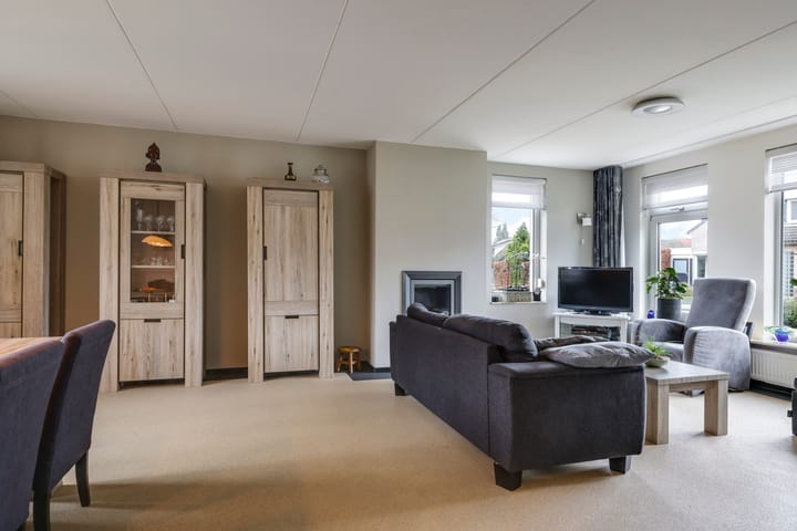 Photo 22 of Leuverinkstraat 10