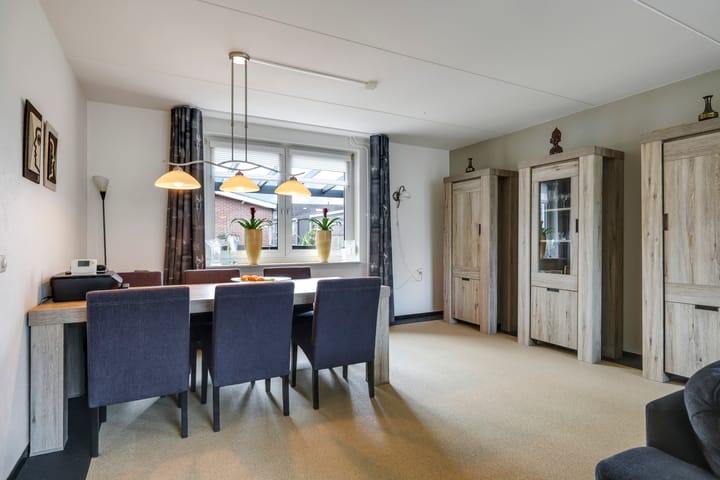 Photo 25 of Leuverinkstraat 10