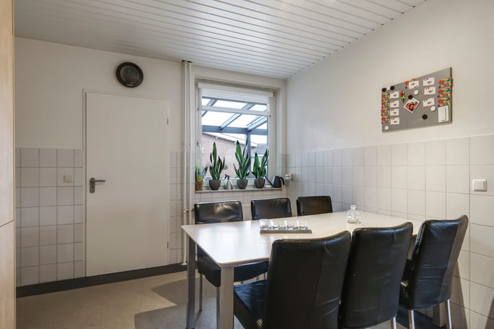 Photo 27 of Leuverinkstraat 10