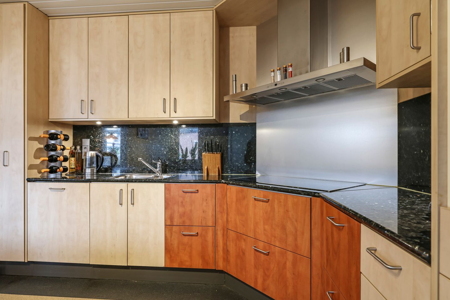 Photo 29 of Leuverinkstraat 10