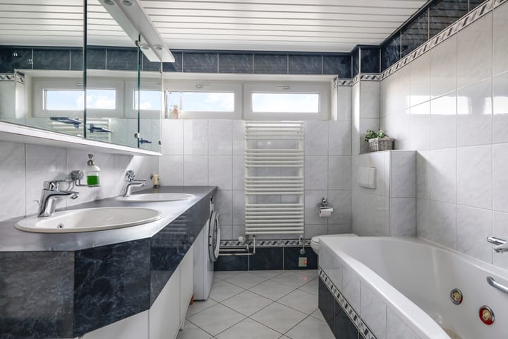 Photo 37 of Leuverinkstraat 10