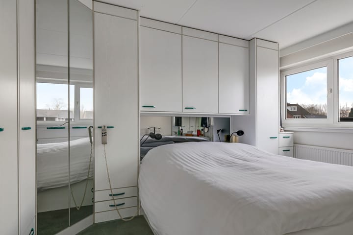 Photo 43 of Leuverinkstraat 10