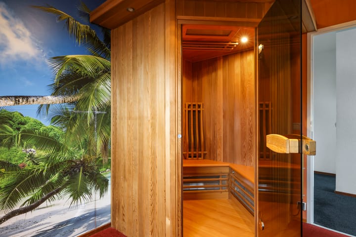 Photo 46 of Leuverinkstraat 10