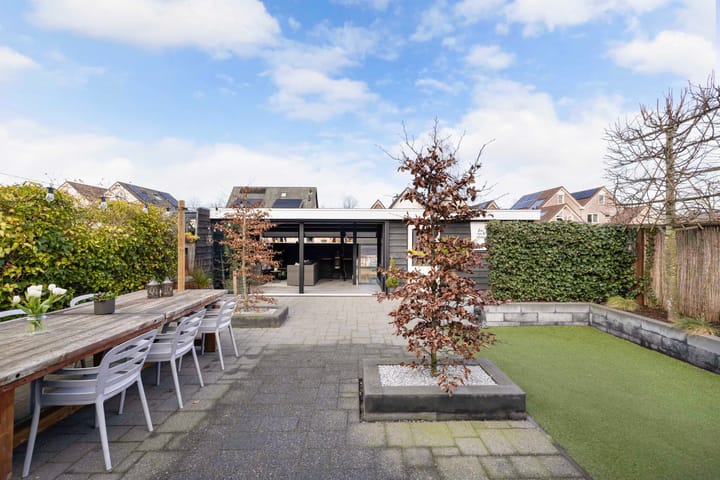 Foto 3 van Dotterbloem 19