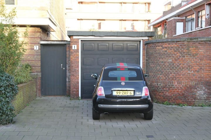 Foto 2 van Lohengrinstraat 1