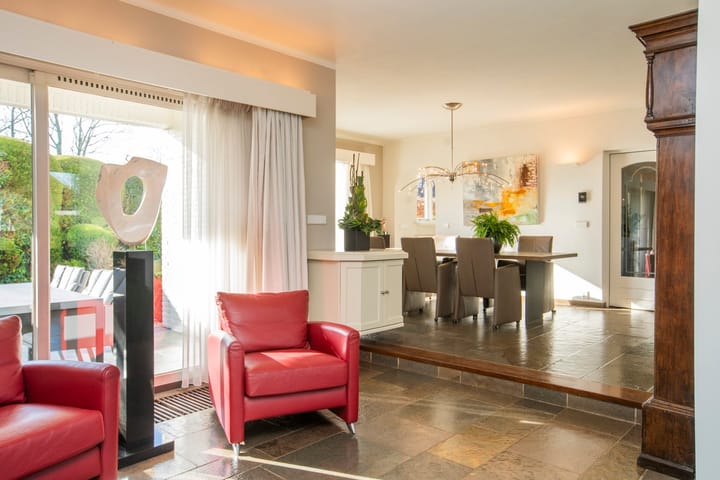 Foto 11 van Beeklaan 250