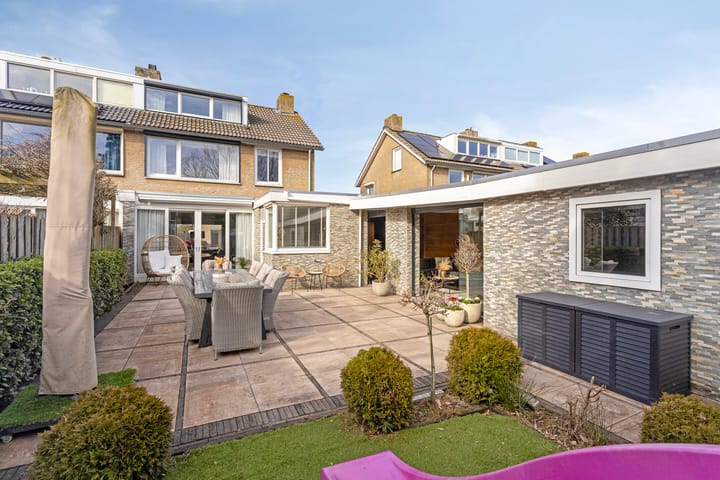 Foto 2 van Commissaris Van Voorst tot Voorstlaan 20