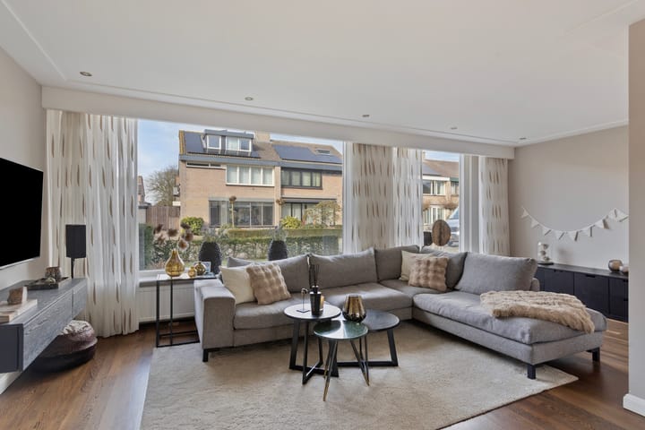 Photo 6 of Commissaris Van Voorst tot Voorstlaan 20