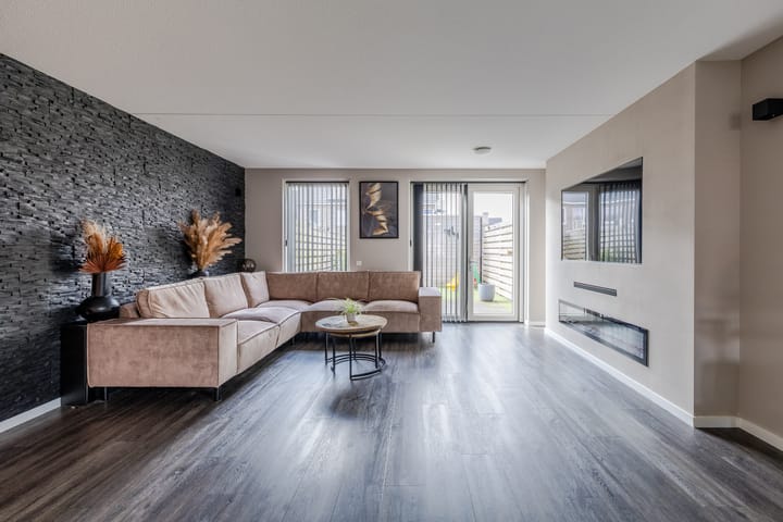 Foto 8 van Pronkridder 45