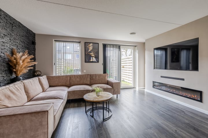 Foto 10 van Pronkridder 45