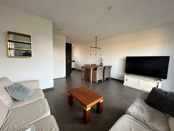 Photo 3 of Hoge Weere 102