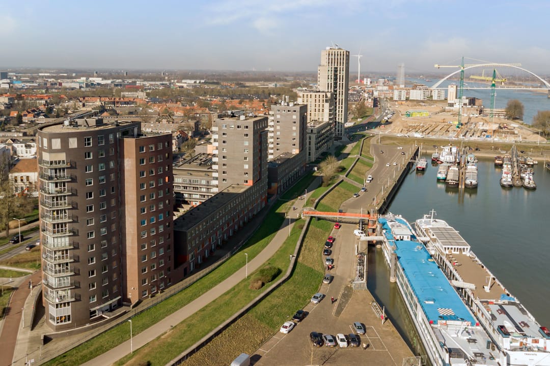 Foto 2 van Waalbandijk 51