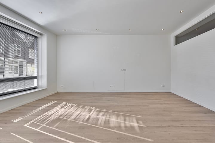 Foto 12 van Hooghuisstraat 36