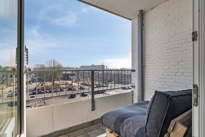 Foto 12 van Rietzangerstraat 69