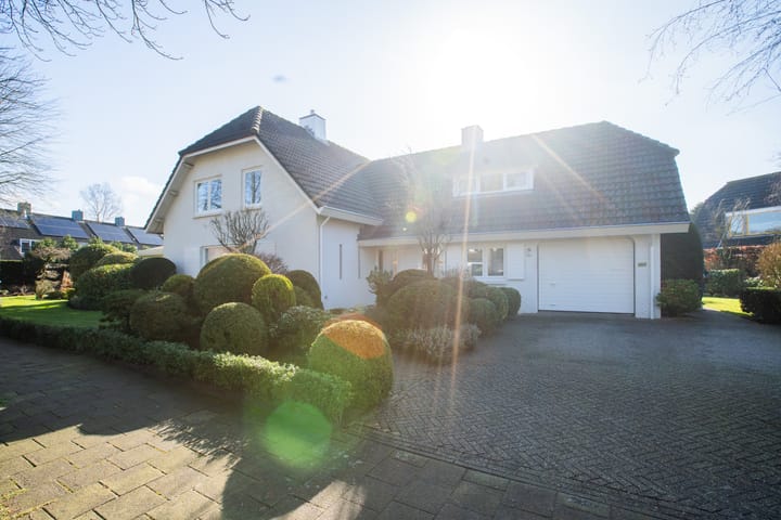 Foto 41 van Beeklaan 250