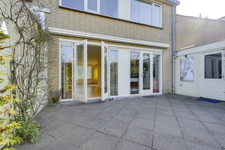 Foto 28 van Van Leeuwenhoekplantsoen 3