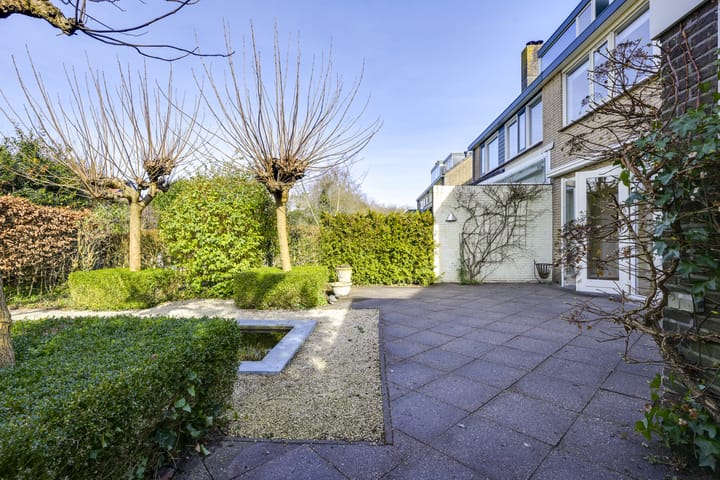 Foto 31 van Van Leeuwenhoekplantsoen 3