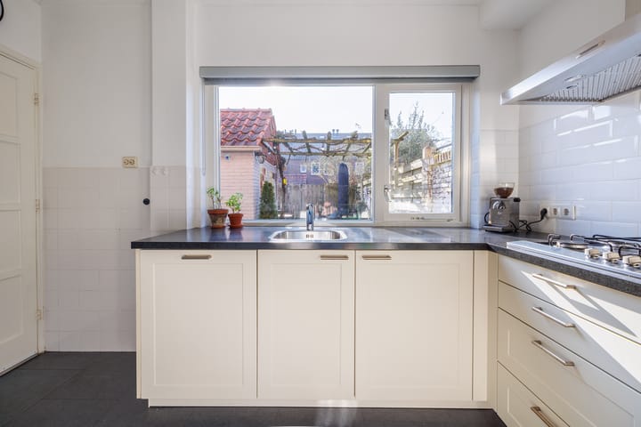 Photo 14 of Landbouwstraat 69