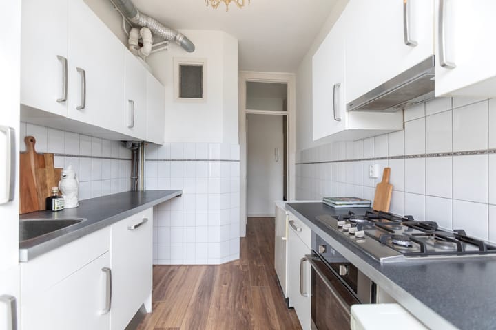 Foto 15 van Maarten Harpertszoon Trompstraat 19-2