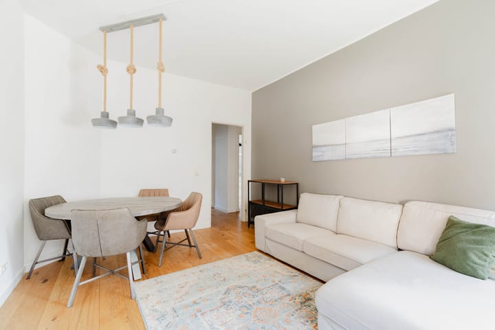 Photo 4 of Stuyvesantstraat 12-H