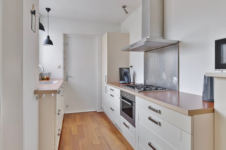 Foto 9 van Menaldumerstraat 27