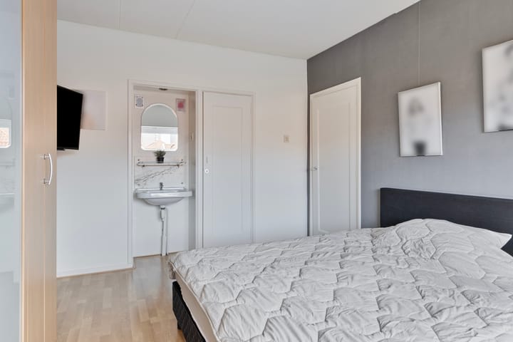 Foto 16 van Menaldumerstraat 27