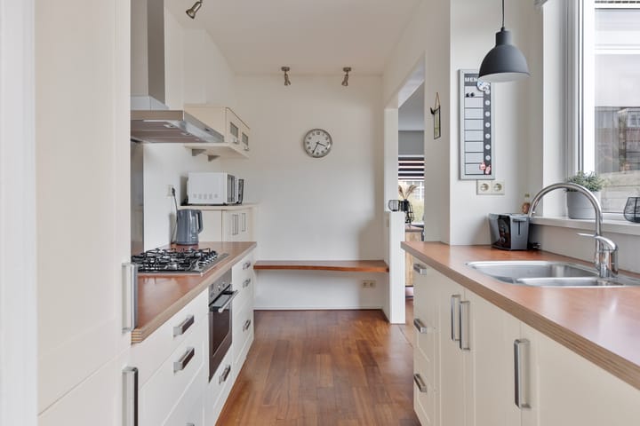 Foto 10 van Menaldumerstraat 27