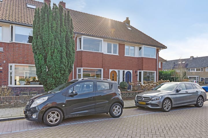 Foto 27 van Menaldumerstraat 27