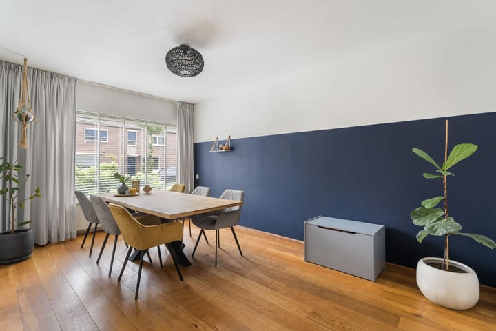 Foto 14 van Tromplaan 5