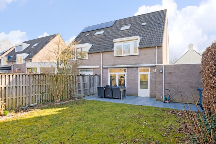 Foto 4 van Van Hovengaarde 16