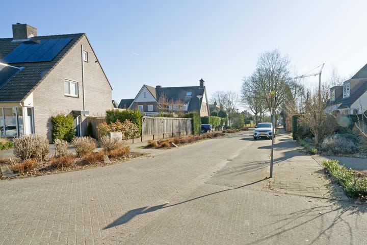 Foto 5 van Van Hovengaarde 16