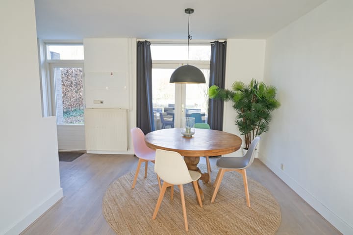 Foto 15 van Van Hovengaarde 16