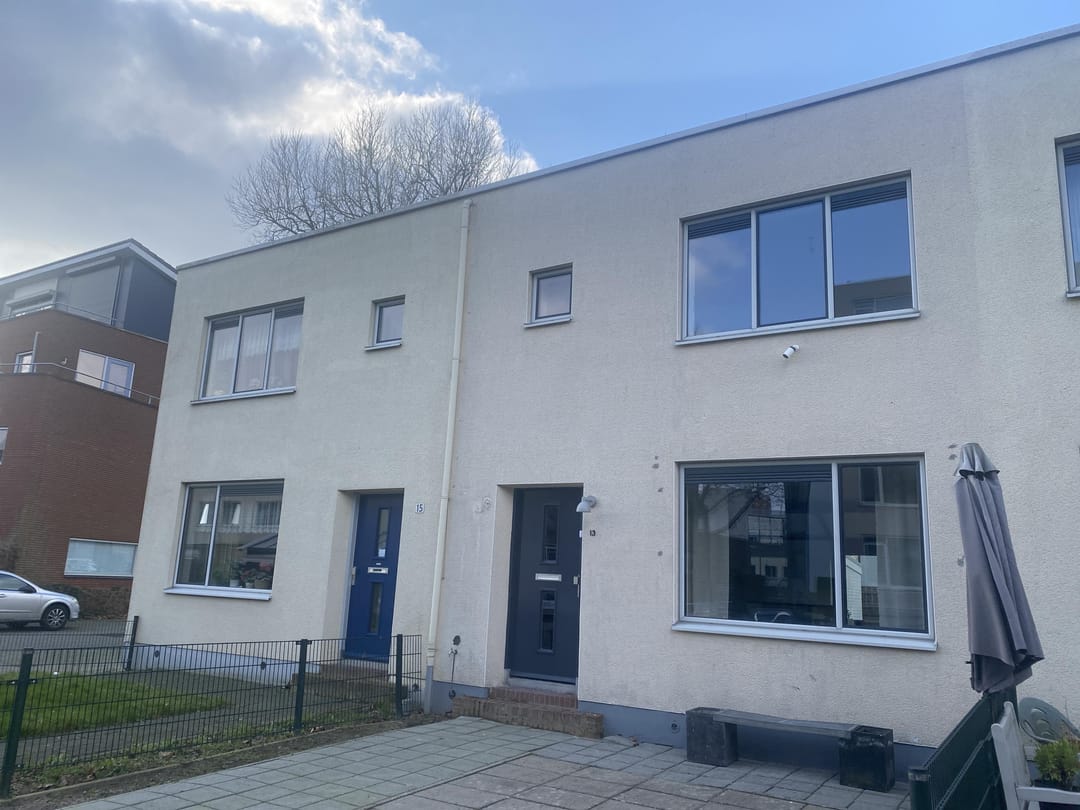 Foto 2 van Van Almondestraat 13