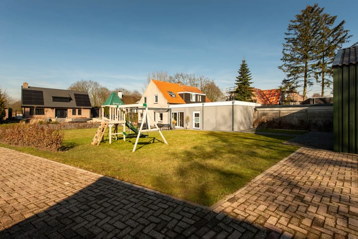 Foto 4 van Calfven 142