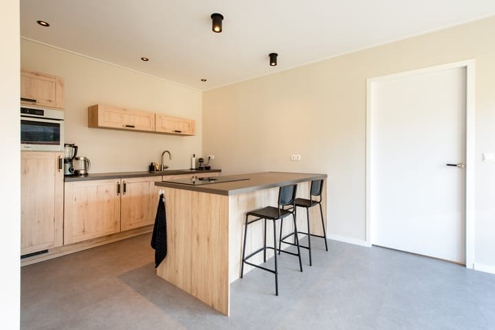 Foto 16 van Calfven 142