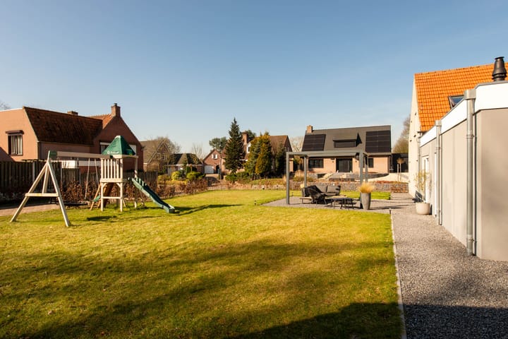 Foto 43 van Calfven 142