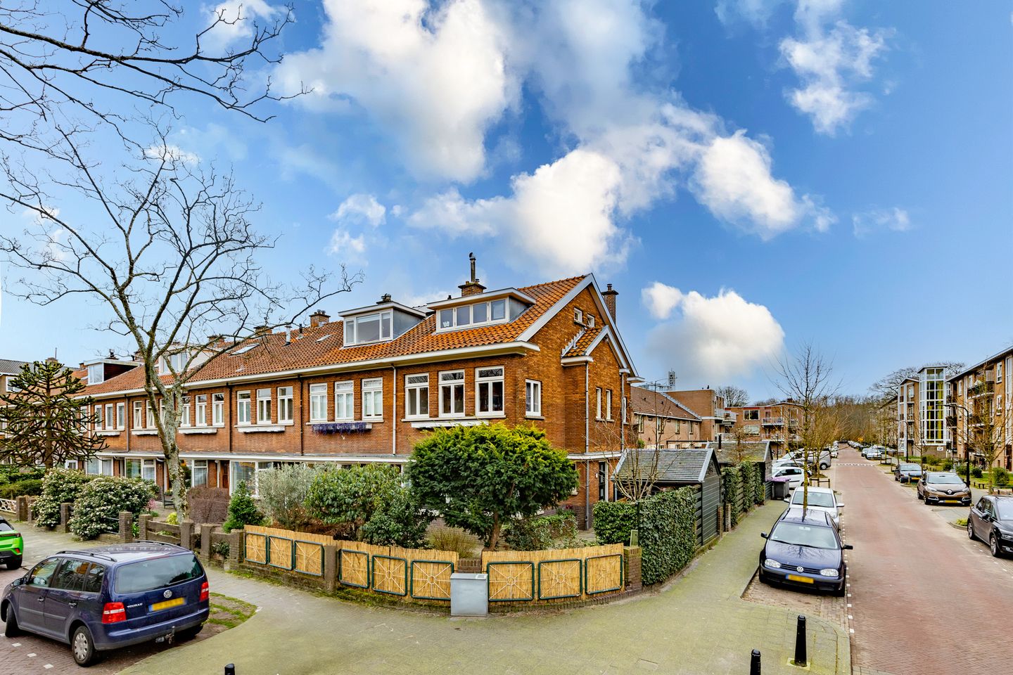 Foto 1 van van Dijcklaan 1