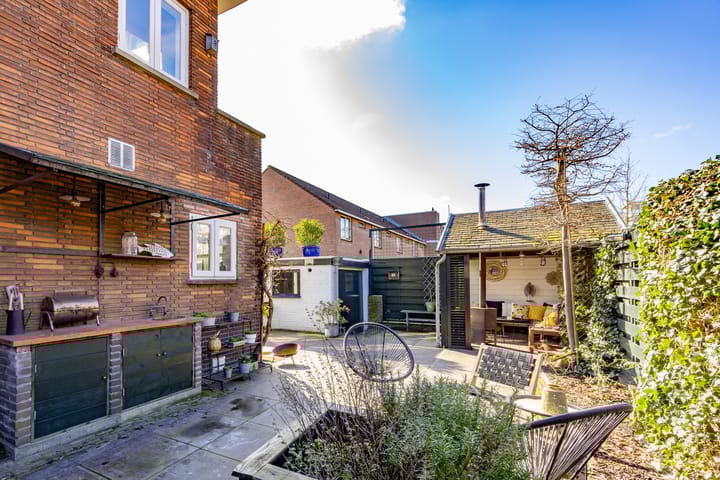 Foto 20 van van Dijcklaan 1