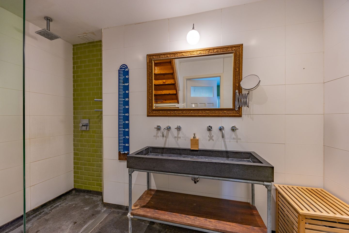 Foto 40 van van Dijcklaan 1